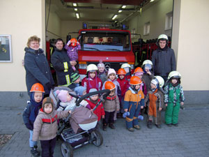 Zu Besuch bei der Freiwilligen Feuerwehr Schwarzbach -  02.03.2011